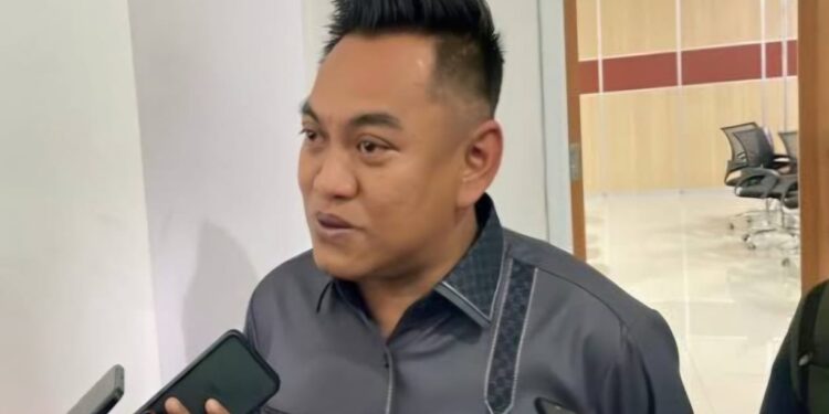 Aris Mulyanata, Anggota DPRD Kota Samarinda.