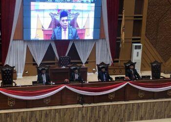 DPRD Samarinda Gelar Rapat Paripurna Masa Persidangan I di Ruang Rapat Utama.