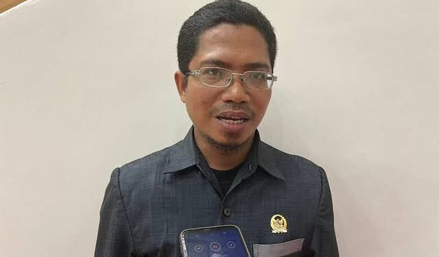Anggota DPRD Samarinda, Ismail Latisi.