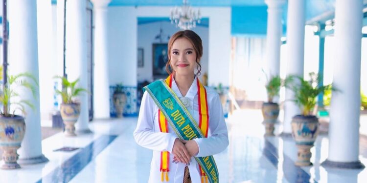 Elfrida Sentyana Siburian, Kader DPC GMNI Samarinda Winner Duta Peduli Sejarah Indonesia 2024/2025.