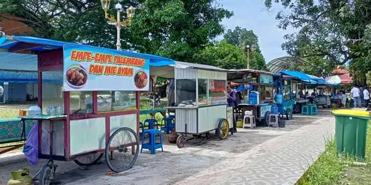 Pengawasan RTH di Samarinda Lemah, Ruang Publik Jadi Tempat Parkir dan Pedagang