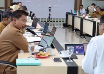 Pemkab Kukar & DLH Kaltim Bahas Pembangunan TPA Terpadu Menuju Target Bersih Sampah 2025