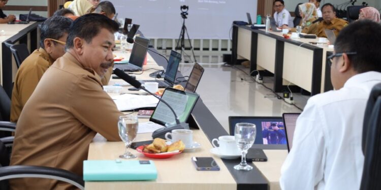 Pemkab Kukar & DLH Kaltim Bahas Pembangunan TPA Terpadu Menuju Target Bersih Sampah 2025