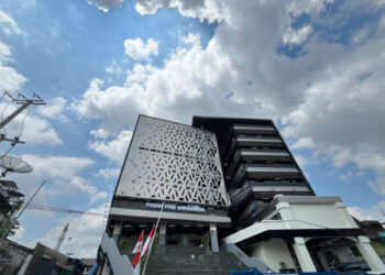 “Lapak Terancam! Pedagang Pasar Pagi Gelisah Menanti”