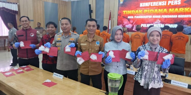 “Dua Bulan Operasi Rahasia di Kutim: 33 Tersangka Narkoba Dibekuk, 28 Kasus Terungkap”