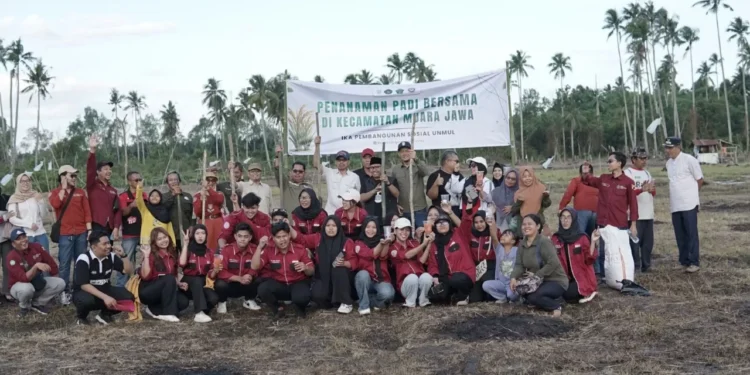 “Ketahanan Pangan IKN Terancam? Keluhan Petani Soal Pupuk Mengemuka di Sarasehan IKA Pemsos”