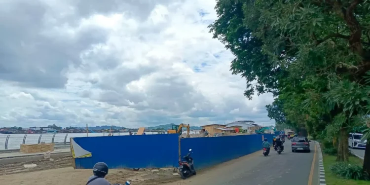 “Proyek Teras Samarinda Tahap II Klaim 60 Persen Rampung, Fakta di Lapangan Bikin Kaget!”