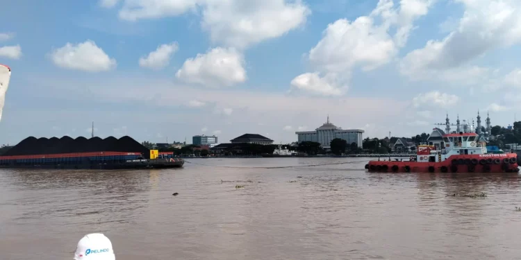 “Perubahan Besar di Kaltim: Regulasi Sungai Seluruh Provinsi Akan Diperketat!”