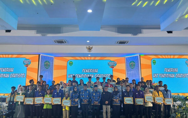 “Di Balik Angka Rp6 Triliun: Misteri Besar Turunnya Pendapatan APBD Kaltim 2026”