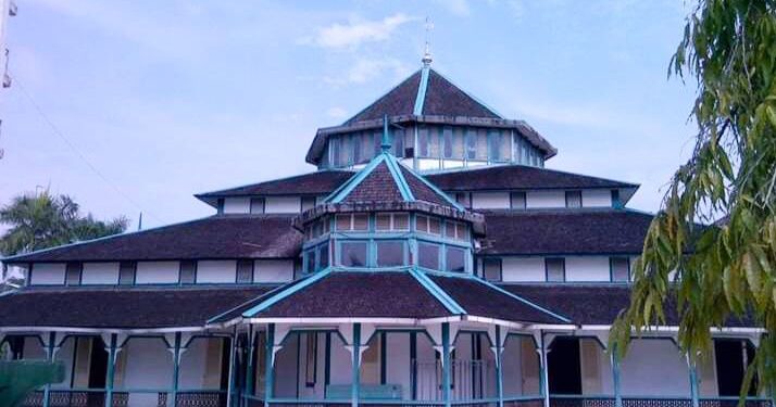 “Jejak Sejarah yang Dilindungi: Masjid Tua Tenggarong & Museum Sadurengas Jadi Cagar Nasional”
