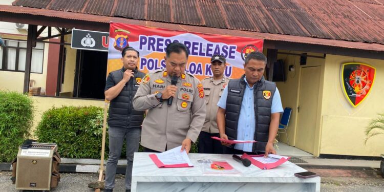 “Truk Misterius di Loa Kulu Ternyata Bermuatan Kayu Ilegal, Polisi Temukan Fakta Mengejutkan!”