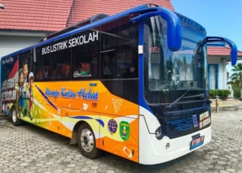 Era Baru Transportasi Sekolah di Kutim: Bus Listrik Hadir, Emisi Ditebas